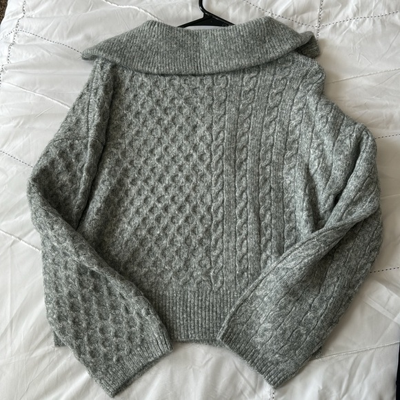 Abercombie & Fitch Merino Wool Blend Cable Half-Zip Sweater - Picture 3 of 5